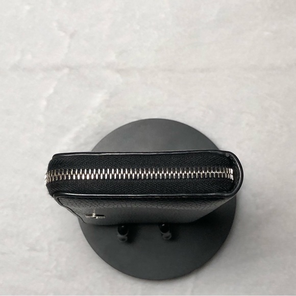 Gucci Logo GG Black Leather Zip Around Wallet w/DustBag,No Box - Picture 12 of 16